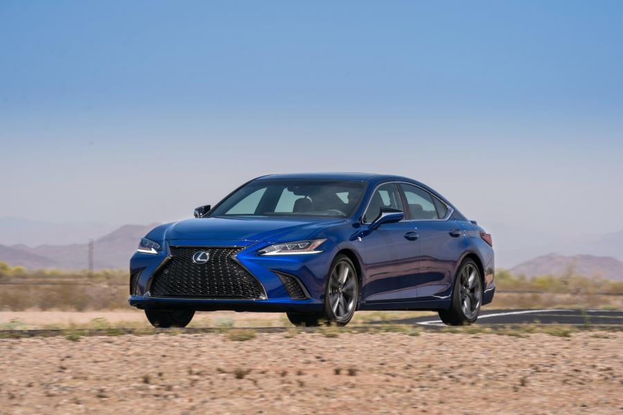  Lexus ES350 F-Sport 2018 года  (NA) (фото 31 из 47)